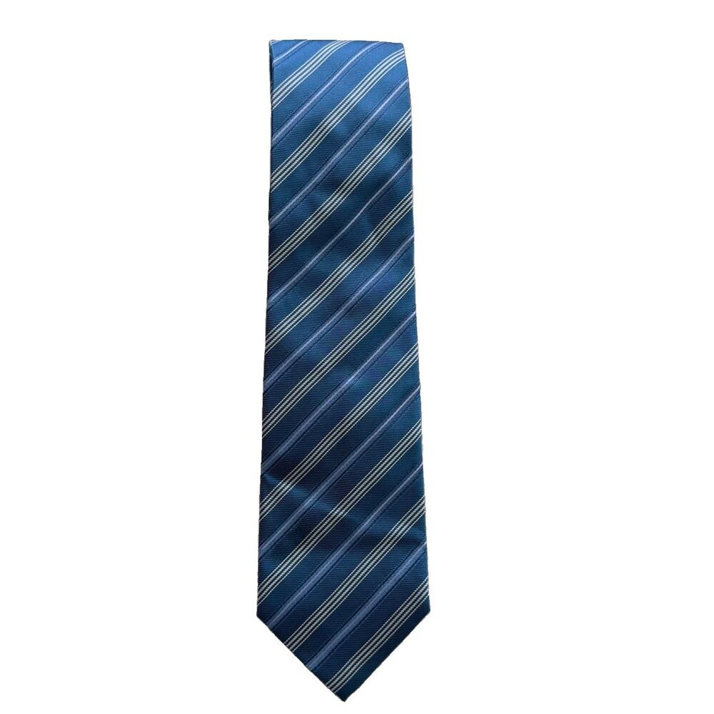 BOSS Hugo Repp 100% Silk Tie Light Blue Diagonal Stripe 3 x 59 EUC Preppy Luxury